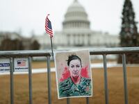 2022-01-06T211310Z_1393279016_RC2RTR9S5WWM_RTRMADP_3_USA-CAPITOL-SECURITY_ei1yzp