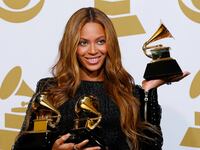 articles/2017/02/11/how-to-watch-2017-grammy-awards-live-stream-watch-red-carpet-schedule-beyonce-adele/170110-grammys-2017-seo-tease_p03fzb