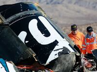 cheats/2014/11/02/virgin-spacecraft-likely-broke-apart-in-flight/141102-virgin-galactic-cheat_ixgrut