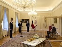2021-11-28T104101Z_827054550_RC2M3R9MMM2L_RTRMADP_3_CZECH-GOVERNMENT_uakt0f