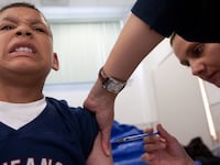 articles/2014/07/02/there-are-now-two-cases-of-the-h1n1-swine-flu-virus-along-the-u-s-mexico-border/140702-swine-flu-cheat_bp2gah