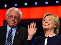 articles/2016/05/24/bernie-sanders-is-crushing-donald-trump-head-to-head-and-it-doesn-t-mean-a-thing/160523-tomasky-sanders-clinton-tease_uowxaq