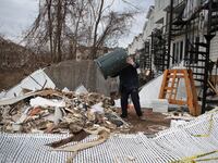 articles/2013/01/05/callous-conservatives-gulf-state-republicans-sandy-shame/avlon-shameful-sandy-vote-tease-embed_ealry3