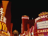 articles/2014/03/29/frank-cullotta-the-hitman-turned-vegas-tour-guide/140329-vegas-tease_t96k7b