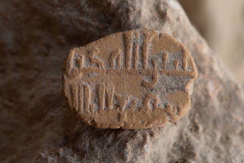 180702-moss-rare-clay-amulet-embed_l3w50s