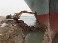 2021-03-25T105111Z_978043977_RC2AIM9VKDU2_RTRMADP_3_EGYPT-SUEZCANAL-SHIP_u9ymbf