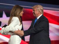 articles/2016/07/19/rnc-2016-melania-trump-looooves-her-hoosband/160719-nuzzi-melania-trump-stage-tease_tk1e2l