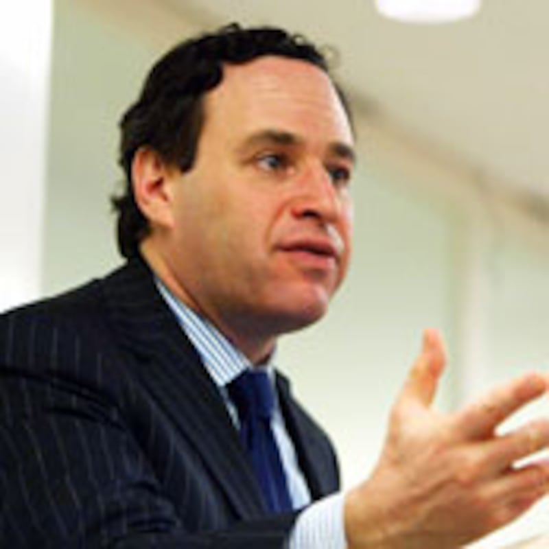 articles/2010/03/26/inside-david-frums-bitter-exit/varadarajan-frum-exit_90719_qf1yaj