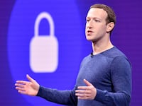 201210-ackerman-zuck-tease_hbkwhb
