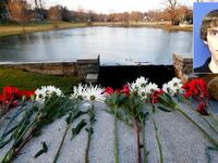articles/2012/12/18/parents-push-back-at-suggestion-autism-was-behind-adam-lanza-s-rampage/aspergers-backlash-cottle-tease_nyipdp