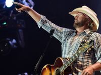 170518-zimmerman-toby-keith-tease_wyvtca