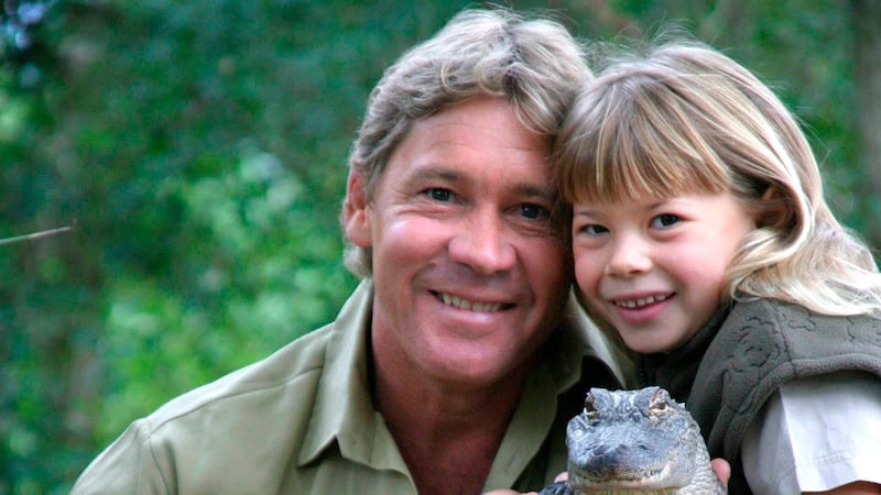 SUNSHINE COAST, AUSTRALIA - JUNE 25, 2005: (EUROPE AND AUSTRALASIA OUT) Steve Irwin with his daughter, Bindi Irwin, and a 3-year-old alligator called 'Russ' at Australia Zoo. (Photo by Newspix/Getty Images)