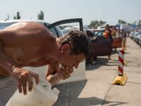 articles/2014/08/20/crimea-a-patriotic-russian-vacation-from-hell/140819-nemtsova-crimea2-embed_cpypvf