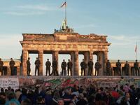 articles/2014/11/08/the-stacks-how-the-berlin-wall-inspired-john-le-carr-s-first-masterpiece/141107-lecarre-berlin-tease_ccbv9n
