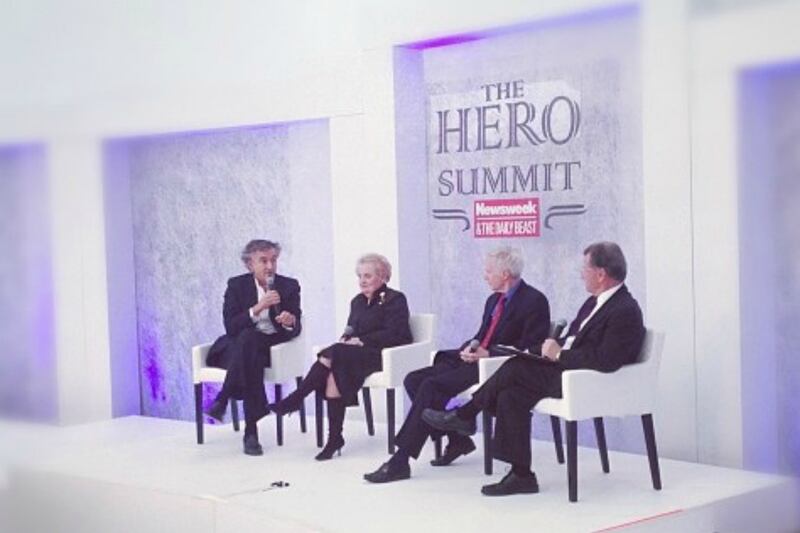 articles/2012/11/15/diplomats-on-the-frontlines/albright-diplomats-heroes-tweets_skagjv