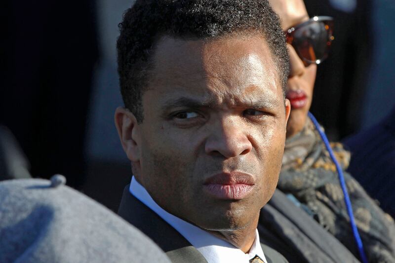 articles/2012/11/19/why-african-american-voters-still-support-jesse-jackson-jr/samuels-jesse-jackson-district-tease-embed_akiw2f