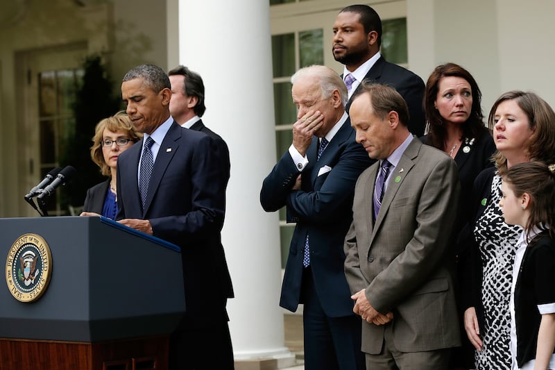 articles/2013/04/19/hillary-was-right-obama-s-inexperience-sank-gun-deal/130418-Stevens-Obama-Guns-embed_wgbolu