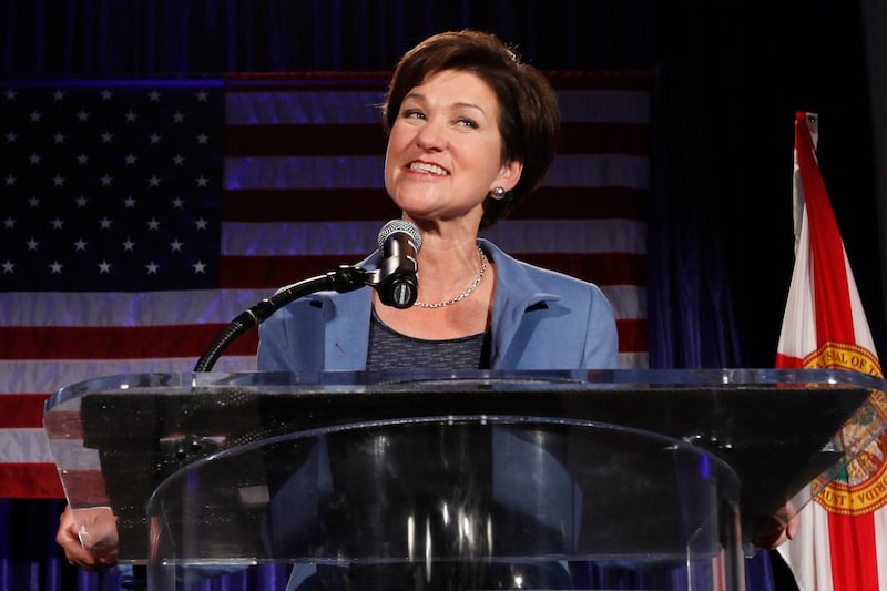 articles/2014/03/17/democrats-shouldn-t-run-from-obamacare-in-november/140316-shrum-obamacare-tease_eink8g