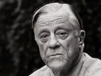 articles/2012/05/07/7-scoops-from-new-bio-of-ben-bradlee-yours-in-truth/ben-bradlee-bio-speed-read-deluca_acofv6