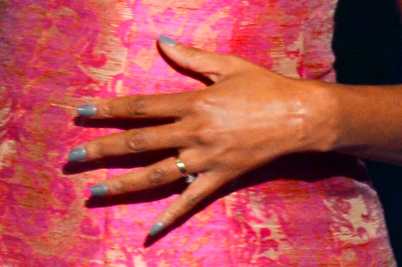 articles/2012/09/04/michelle-obama-at-dnc-tracy-reese-dress-with-j-crew-heels-photos/michelle-obama-fingernails-tease_sjfxut