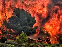 photo of wildfire in kineta near athens greece greek atmospheric blocking climate change global warming california wildfire weather meteorology