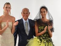 articles/2014/03/20/how-oscar-de-la-renta-made-me-a-supermodel/140319-kloss-oscar-tease_mgandh