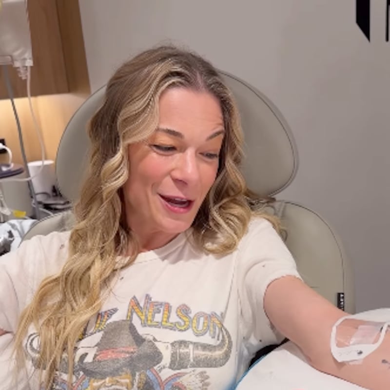 LeAnn Rimes mid-treatment at the Next Health clinic.