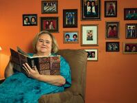 articles/2016/01/28/how-louie-anderson-became-zach-galifianakis-s-mom/160127-wilstein-anderson-tease_wvsllh