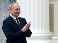 2023-03-08T153720Z_112003999_RC2PPZ99FHZN_RTRMADP_3_WOMENS-DAY-RUSSIA-PUTIN_vysgox