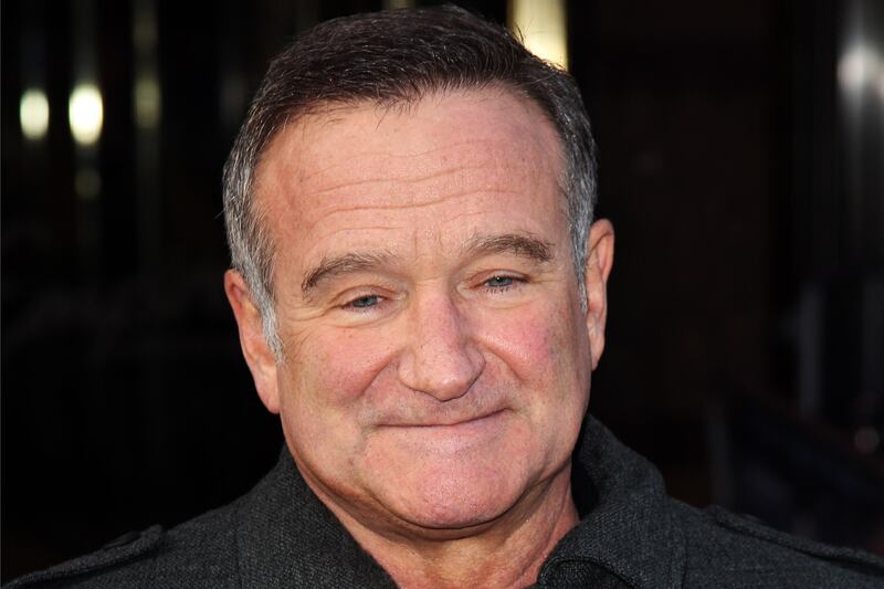 galleries/2013/12/16/photos-the-25-most-charitable-celebrities/131210-robin-williams-charity_xjlodb