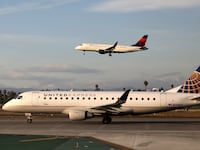 2021-05-19T000000Z_1558555206_RC25JN9C7EV3_RTRMADP_3_HEALTH-CORONAVIRUS-AIRLINES-USA_atoyx6
