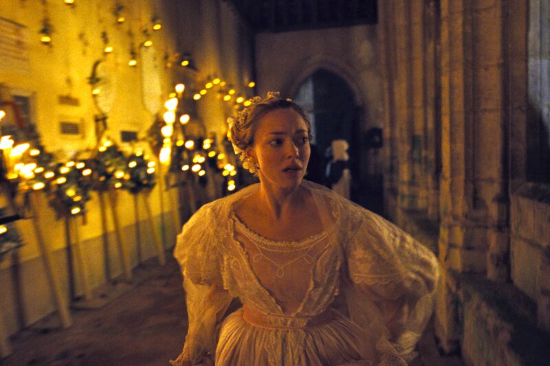 articles/2012/12/24/les-miz-on-screen-sends-misleading-messages/les-miserables-tease_oebvvq