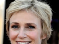 articles/2009/08/06/jane-lynch-on-playing-meryl-streeps-sister/heyman-lynch_41904_fizvom