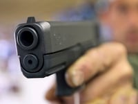 articles/2014/06/06/this-bipolar-man-knows-gun-laws-are-nuts-he-was-able-to-buy-one/140605-clift-gun-sale-tease_gj0nfd