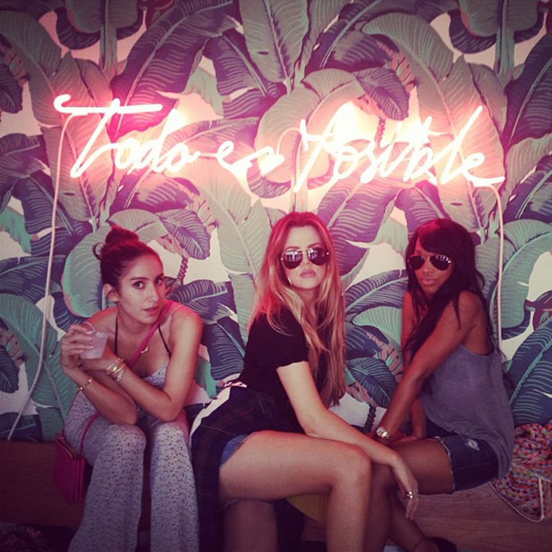 galleries/2013/09/05/robin-thicke-demi-lovato-more-celebrity-twitter-pictures-photos/130905-celeb-twits-05_xwv9tq