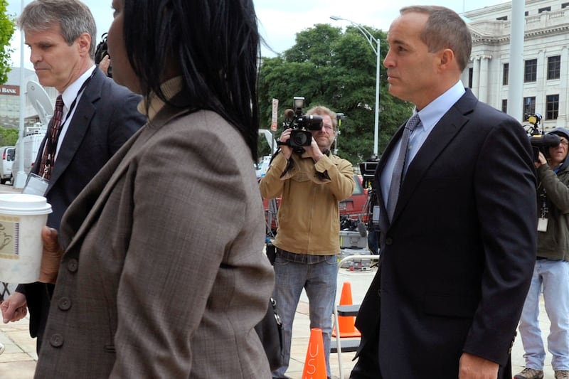 articles/2012/04/28/andrew-young-lashes-out-at-edwards-s-defense-attorney-during-cross-examination/young-edwards-trial-dimond_ejbyqx