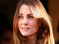 articles/2014/01/07/kate-middleton-32nd-birthday-preparations/131218-hines-jukes-phone-hack_c72jud