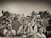 galleries/2012/10/10/charles-ommanney-stumps-with-mitt-romney-in-florida-photos/mitt-romney-in-florida-charles-ommanney-photos-tease_a8waye