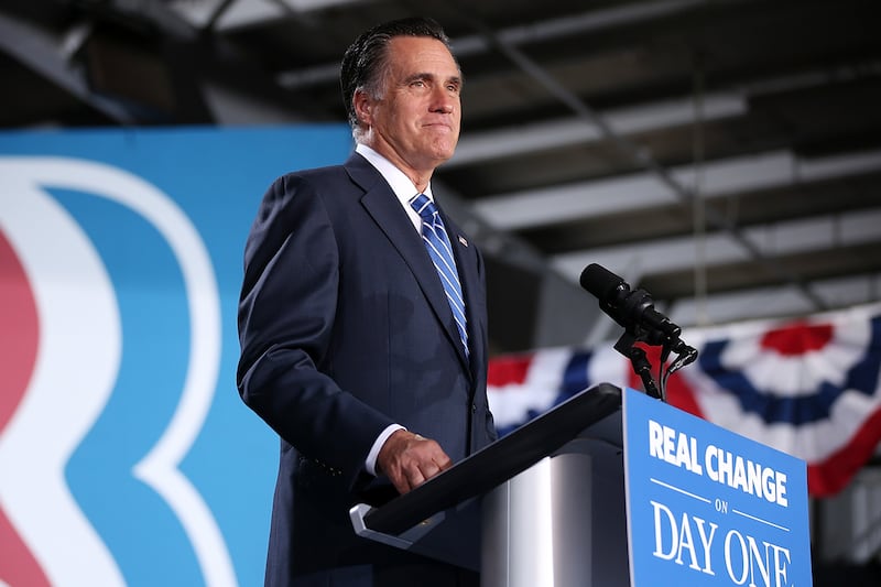 articles/2012/11/03/mitt-romney-s-delusions-of-victory/romney-delusions-latimer_ksujug