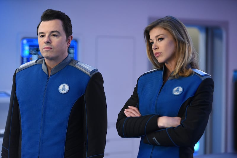 171025-fallon-fall-tv-the-orville_rmb1h6
