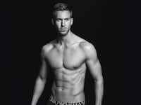 articles/2015/07/28/how-mr-taylor-swift-calvin-harris-became-an-armani-underwear-hunk/150728-jones-harris-tease_sxuy63