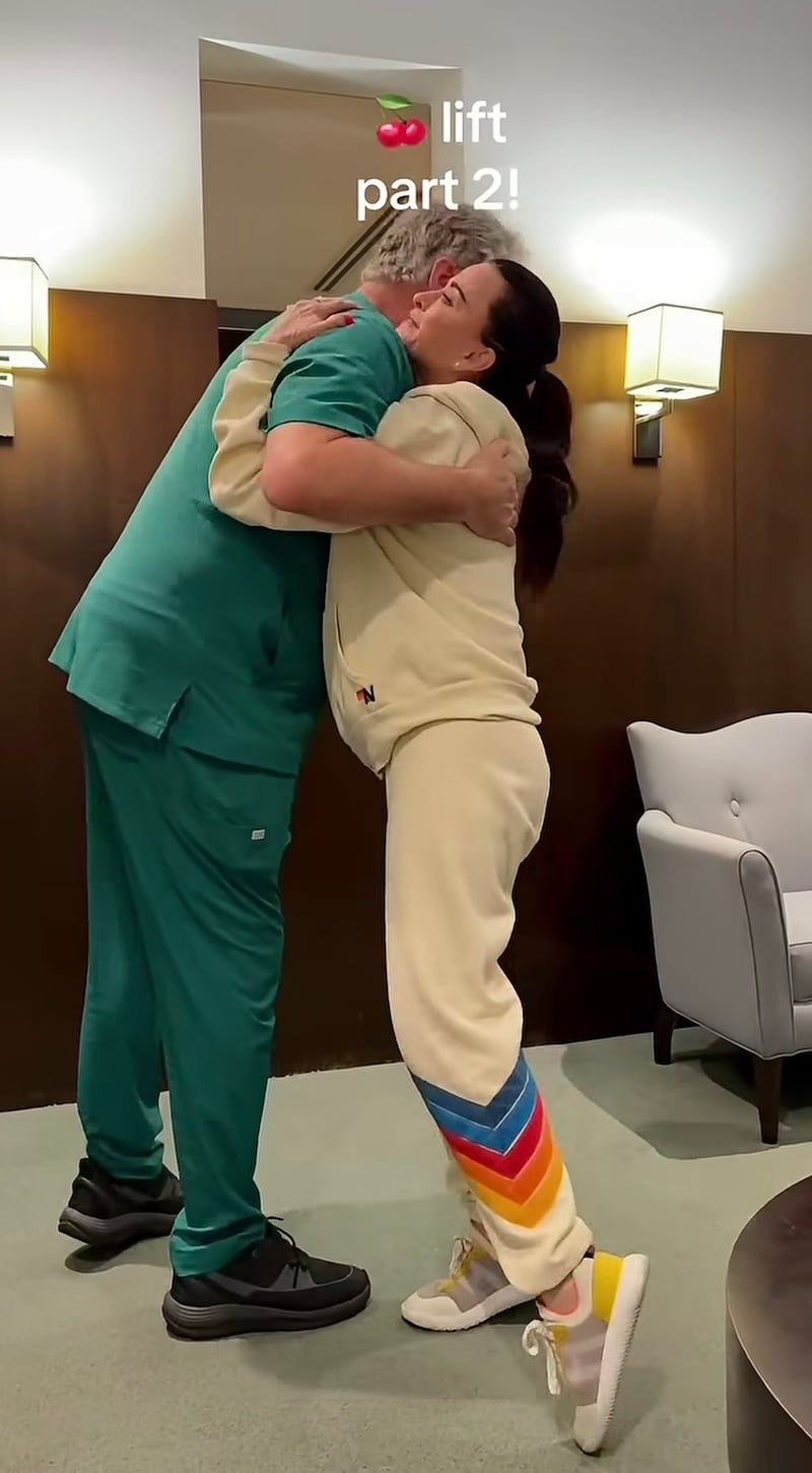 The second video Kyle Richards posted showed her hugging plastic surgeon Steven Teitelbaum after her daughter's surgery.