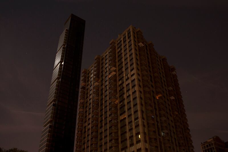 galleries/2012/11/03/manhattan-s-darkest-nights-sandy-s-aftermath-photos/powerless-manhattan-ben-baker-photos-08_ytaftc