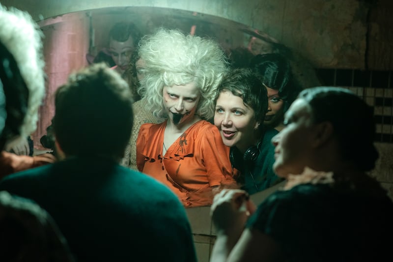 (L-R) Jessie Buckley and director Maggie Gyllenhaal on the set of The Bride!