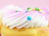 articles/2009/09/08/worlds-craziest-cupcakes/workman-cupcake_47849_ctmm0f