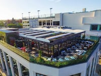 articles/2016/10/23/how-catch-became-l-a-s-coolest-celebrity-restaurant/161020-crocker-la-restaurant-tease_b89pdk