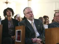 180911-levi-sanders-cheat_qmmgo0