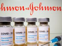 2021-02-04T225552Z_407165195_RC2YLL96GGG7_RTRMADP_3_HEALTH-CORONAVIRUS-VACCINES-JOHNSON-JOHNSON_kpovqc