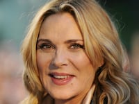 180210-kim-cattrall-sjp-feud-cheat_cve2qk