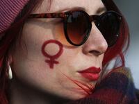2019-03-08T121157Z_979908606_UP1EF380XVX06_RTRMADP_3_WOMENS-DAY-RUSSIA-FEMINISM_d85beo